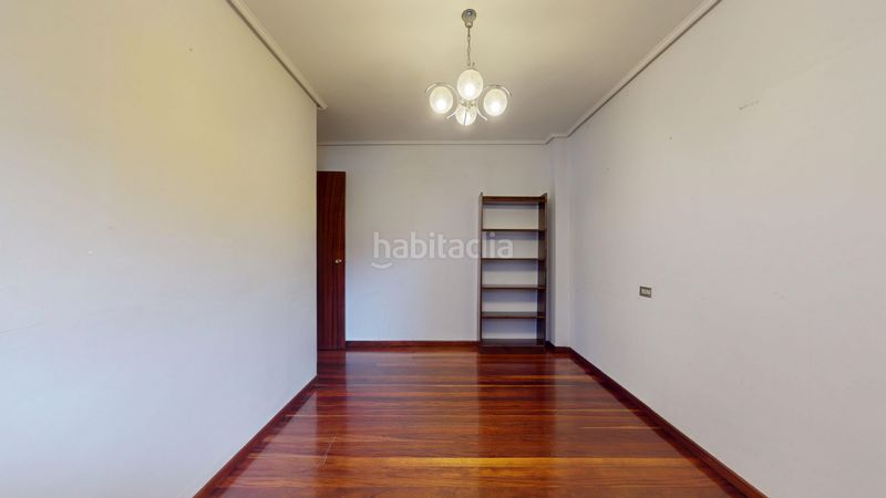 Foto 4b67696c-d00d-4d41-977a-e53c67f12897. Pis amb aparcament a Castaños - Begoñaibarra Bilbao