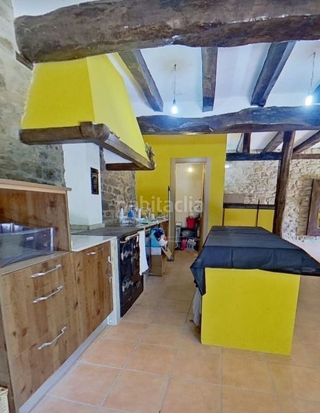 Foto c29e85aa-0045-42c5-a43b-106a79884be2. Casa amb calefacció aparcament a Okondo