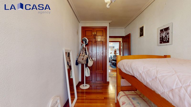 Foto 78c498ac-9dd8-4abb-9ba4-5aebae17f99a. Flat with heating in Centro-Ariz-Uribarri Basauri