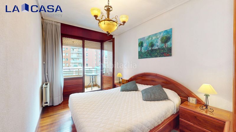 Foto c42eac5c-8787-4930-acba-1245818b53c7. Flat with heating in Centro-Ariz-Uribarri Basauri