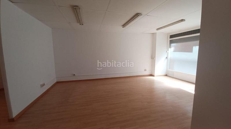 Foto 7bad021b-8933-423d-a287-f15a787ae50b. Alquiler local comercial local en sarriá, calle cardenal vives i tutó en Barcelona