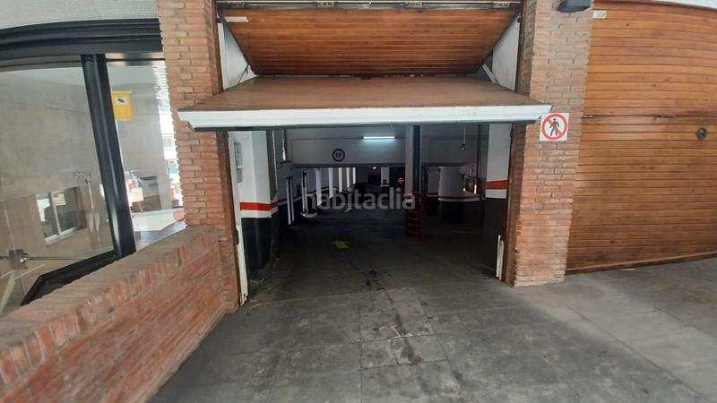 Foto c9cf01f0-0a5f-40b6-be0d-f6d674efebc8. Parking coche plaza de garaje en venta en Sarrià en Barcelona