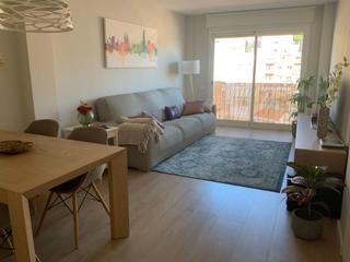 Location Appartement  Calle del beat almató. Piso en finca de 2002 amueblado con plaza de parking  y trastero