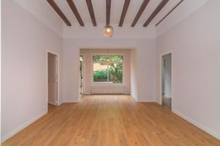 Lloguer Pis a Sarrià. Amplia vivienda ubicada junto pedró de la creu