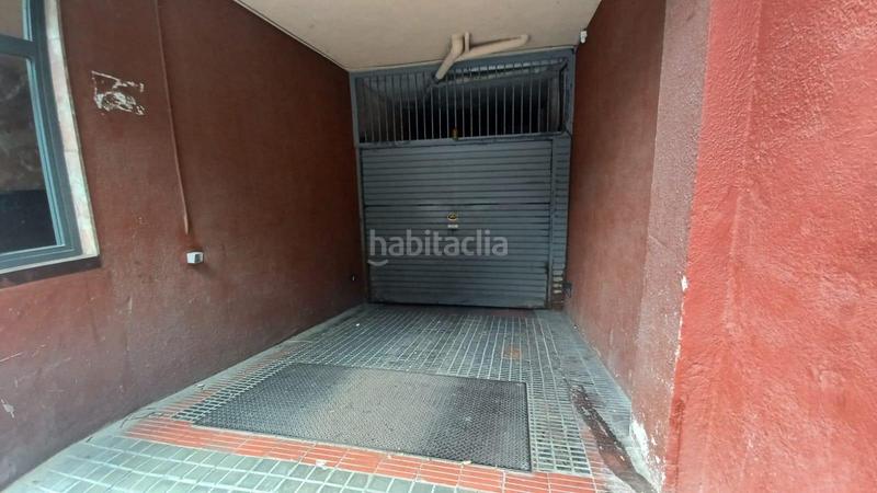 Foto 545c3bd0-bee9-4063-bc90-318ef881638f. Alquiler parking coche plaza de parking en calle gayarre en Barcelona