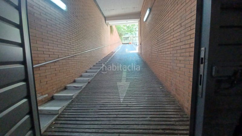 Foto d02d0b44-6ccf-4046-814d-43274a0a9852. Aparcament cotxe a Sarrià Barcelona