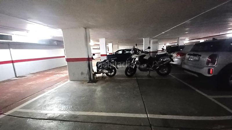 Foto def9492f-b9cd-4e20-b4ad-0859675d6fee. Autoparkplatz in Sarrià Barcelona