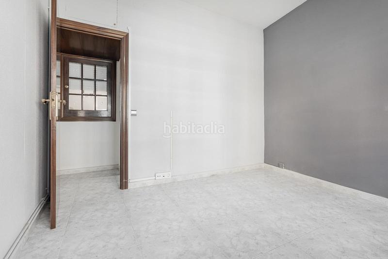 Foto 58a0c8e2-2cd4-449a-a1bd-03f7a97bd6d3. Flat with heating parking in Barri de les Corts Barcelona