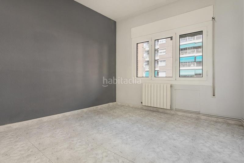 Foto 9e8acaf8-2aa7-4fb4-a9a9-a50d7793cad9. Flat with heating parking in Barri de les Corts Barcelona