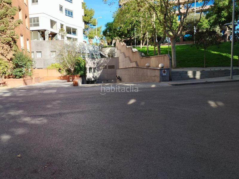 Foto fa170635-cb5c-4b5c-9408-bfb987c8d8f2. Aparcament cotxe a Sant Gervasi - Galvany Barcelona