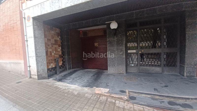 Foto b6324730-ea3a-4811-9a5c-fd52ecd2ff69. Aparcament cotxe a Sarrià Barcelona