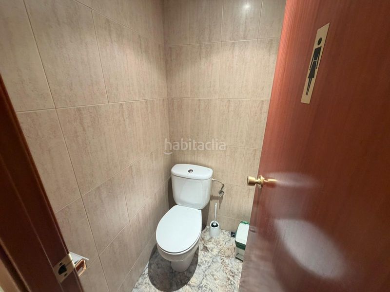 Foto 98aaf217-e77e-4f89-81d8-93e68f48eece. Oficina a Sant Ramon - Maternitat Barcelona