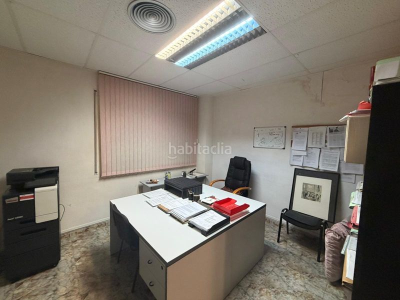 Foto daf29c95-af65-4ddb-8cb2-d5e97aced9d4. Oficina a Sant Ramon - Maternitat Barcelona