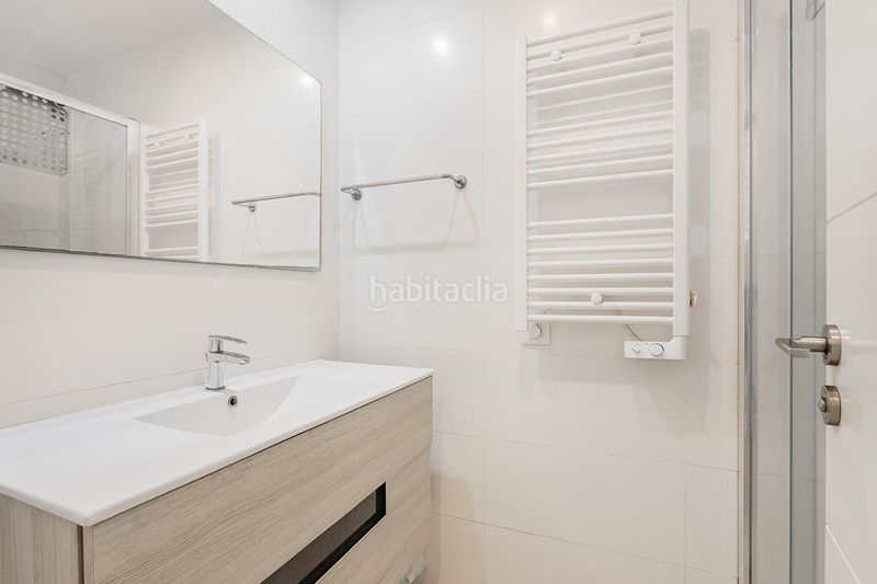 Foto 231587d0-52a0-4143-b747-19d8e80a28f7. Pis amb calefacció a Dreta de l´Eixample Barcelona