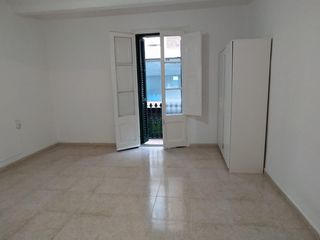 Alquiler Piso  Calle general prim. Piso en hospitalet, junto calle santa eulalia