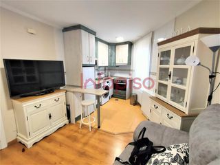 Lloguer Pis a Valdepeñas. Piso en alquiler en seis de junio, 1 dormitorio.