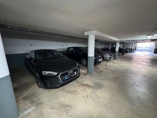 Car parking in Valdepeñas. Garaje en venta en barrio san juan.