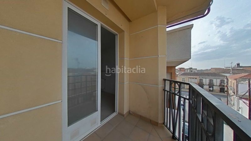 Foto 0a0f48c0-05ef-46b7-9458-bf8ba8169a9d. Pis amb calefacció aparcament a Valdepeñas