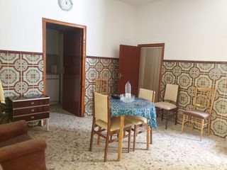Casa in San Carlos del Valle. Casa en venta en san carlos del valle, 4 dormitorios.