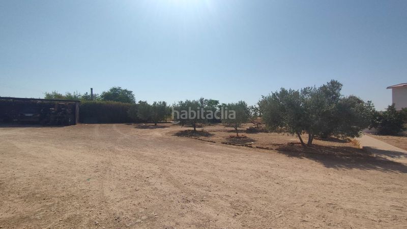 Foto f61232eb-6d73-45fc-97f5-16527b22811b. Masia amb calefacció aparcament a Valdepeñas