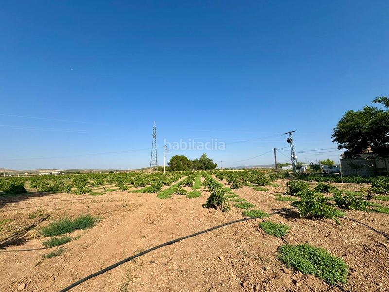 Foto e80c6b54-e06f-4eba-b49a-ad66418f8253. Terreny residencial a Valdepeñas