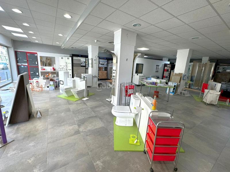 Foto 1e5df98f-dc5a-48c0-bf3d-01a340a59577. Alquiler local comercial local com. en alquiler en centro, 1 despacho. en Valdepeñas