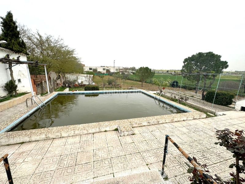 Foto 25bf0935-1d64-4702-a912-287c407e132d. Casa amb calefacció piscina a Valdepeñas