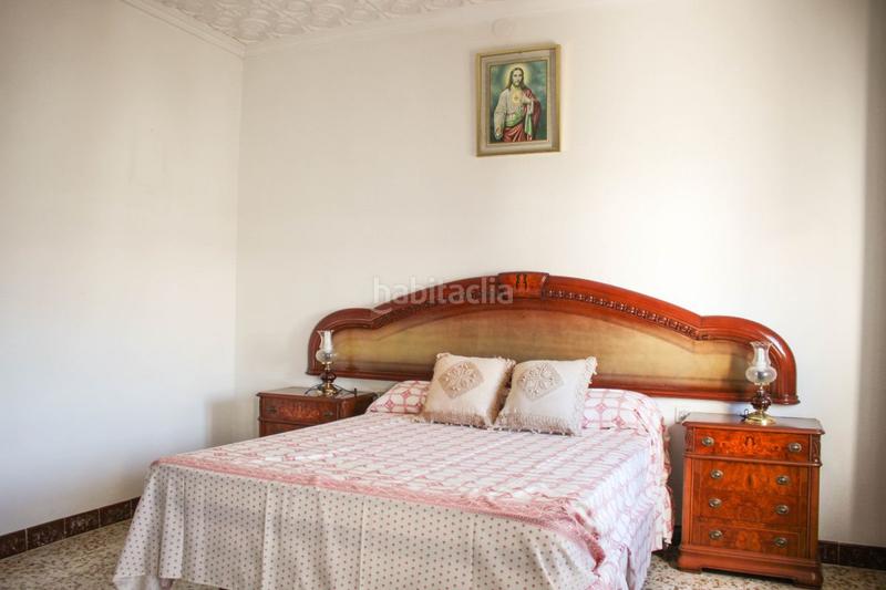 Foto f4f87bca-6d63-455e-aa2a-14137c75a0b1. Casa amb calefacció a Valdepeñas