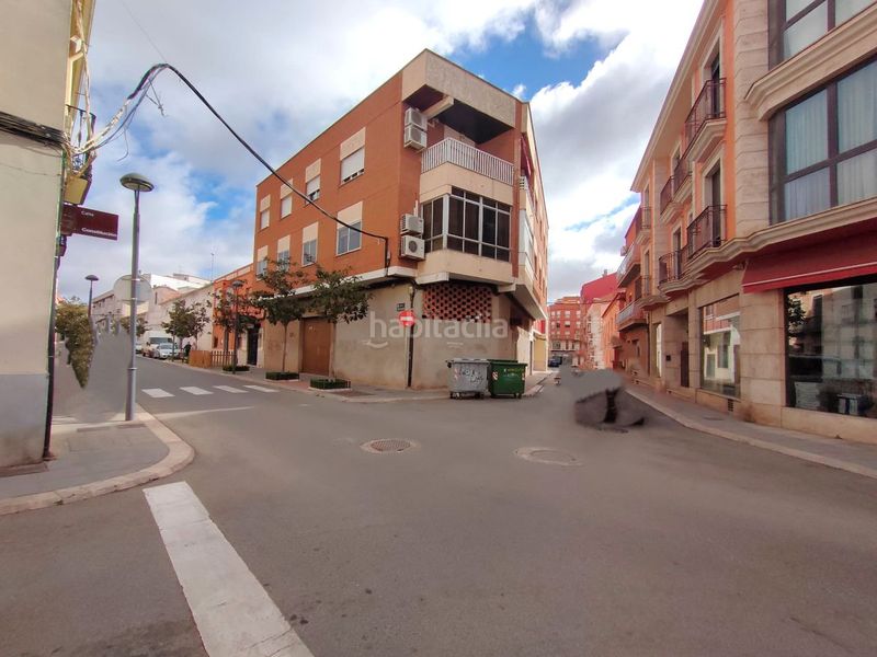 Foto b9e5c03b-b48f-464c-bcd2-dc30d0c210b7. Local comercial a Valdepeñas
