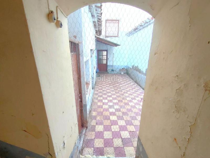 Foto ca825b02-ce2e-4005-9ddd-307066bb06e3. Casa a madrilas 17 a Valdepeñas