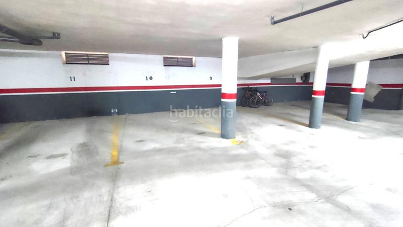 Foto f7016101-48fb-428a-be62-9fe979919d4a. Aparcament cotxe a Valdepeñas