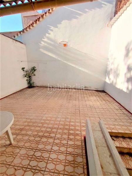 Foto 0409e0dd-f210-401e-a2cf-d12871990132. Casa amb calefacció aparcament a Valdepeñas