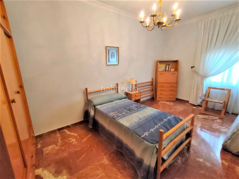 Foto 54c0c8ff-c72f-4e74-b276-e5b2e2f7525d. Casa amb calefacció aparcament a Valdepeñas