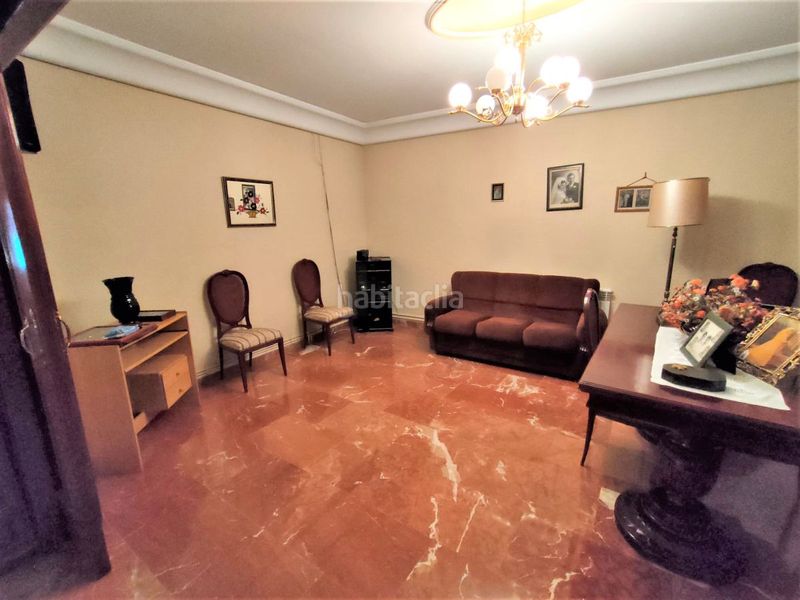 Foto 6718b64f-fba0-4986-a07c-03ee075204a5. Casa amb calefacció aparcament a Valdepeñas