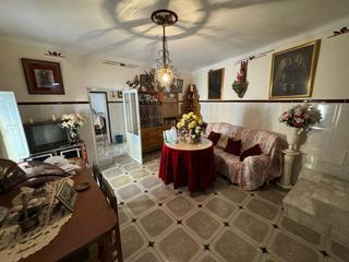 Maison à Aldea del Rey. Casa en venta en aldea del rey, 2 dormitorios.
