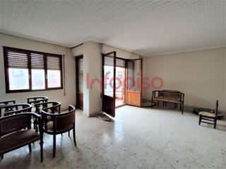 Pis a Valdepeñas. Piso en venta en centro, 4 dormitorios.