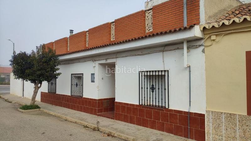 Foto cb1b282e-3fff-454b-b6db-211d7060bc68. Casa  en venta , 4 dormitorios. en Torrenueva
