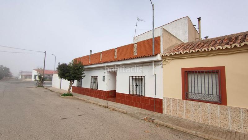 Foto f4174476-2ec6-4ace-8828-98bafa3ffe78. Casa  en venta , 4 dormitorios. en Torrenueva