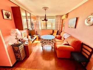 Appartamento in Valdepeñas. Piso en venta en barrio de los llanos, 2 dormitorios.