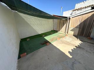 Haus in Valdepeñas. Casa en venta en barrio cachiporro, 3 dormitorios.