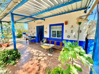 Masia a Valdepeñas. Finca rúst. en venta en aguzadera.
