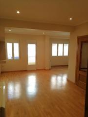 Appartement à Valdepeñas. Piso en venta en centro, 2 dormitorios.