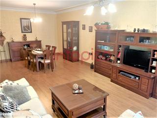 Casa en Valdepeñas. Casa en venta en 1 de julio, 3 dormitorios.