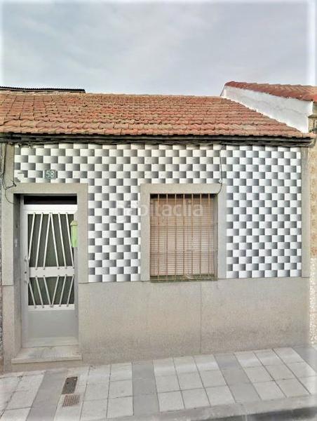 Foto 3782be1c-576c-4a2b-a566-0fec9db32368. Casa  en venta . en Carretera de Córdoba - Libertad Puertollano