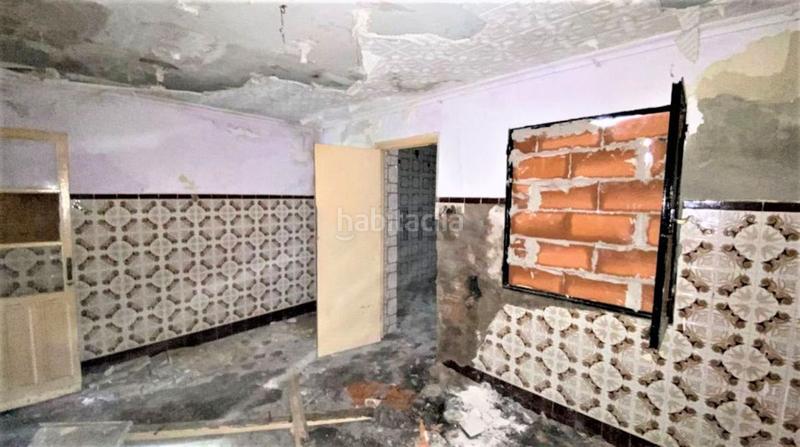 Foto 57f44eb0-c82f-42ff-926e-0d5df280ba2d. Casa  en venta . en Carretera de Córdoba - Libertad Puertollano