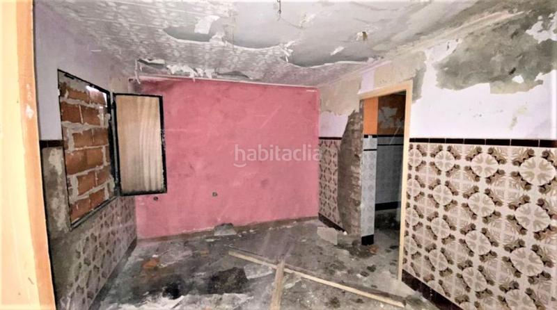 Foto f4d405f9-cd5c-49ce-aa33-15337aa00a33. Casa  en venta . en Carretera de Córdoba - Libertad Puertollano