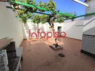 Casa en Torrenueva. Casa en venta en torrenueva, 4 dormitorios.