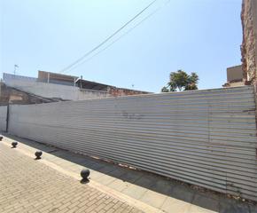 Residential Plot in Valdepeñas. Solar en venta en barrio de la manzana.