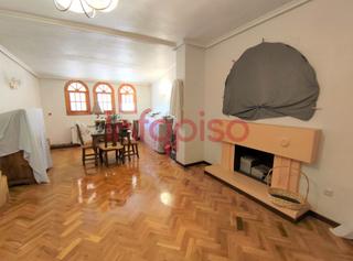 Pis a Valdepeñas. Piso en venta en centro, 4 dormitorios.