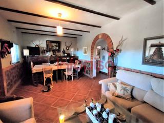 Masia a Valdepeñas. Casa de campo en venta en baños del peral, 3 dormitorios.